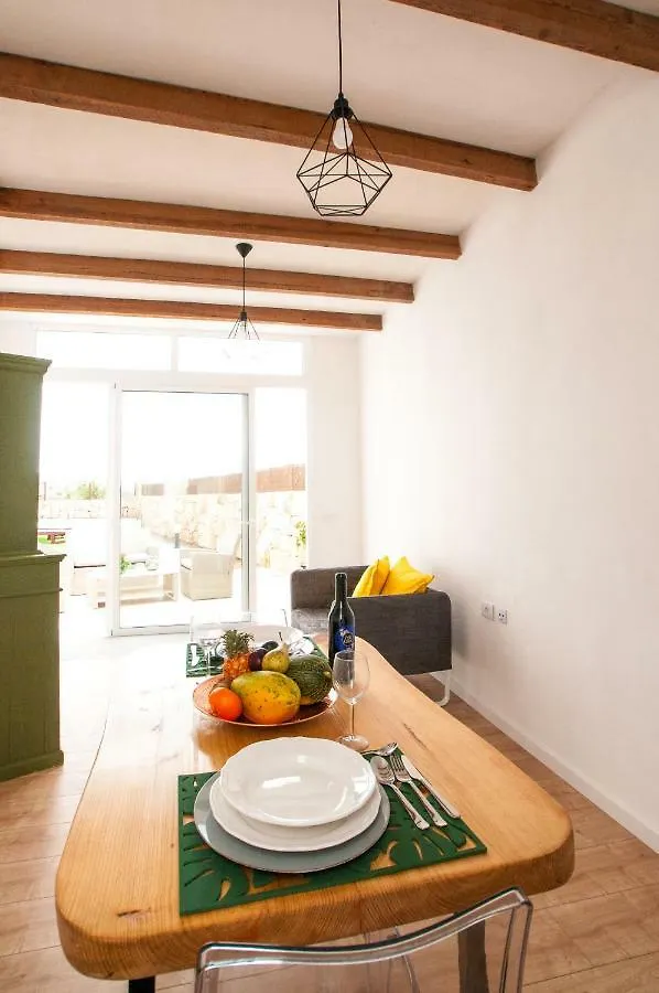 Holiday home Marcela&Joaquin Mountain House Fasnia